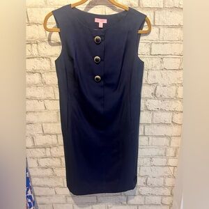 Lilly Pulitzer Navy‎ silk sheath dress Size 2 Gold buttons sleeveless